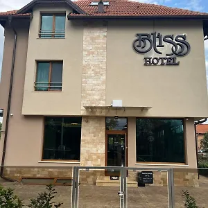 Hotel Bliss 